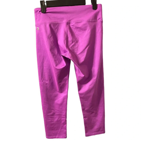 FABLETICS MAGENTA CROPPED LEGGINGS - Picture 2 of 2